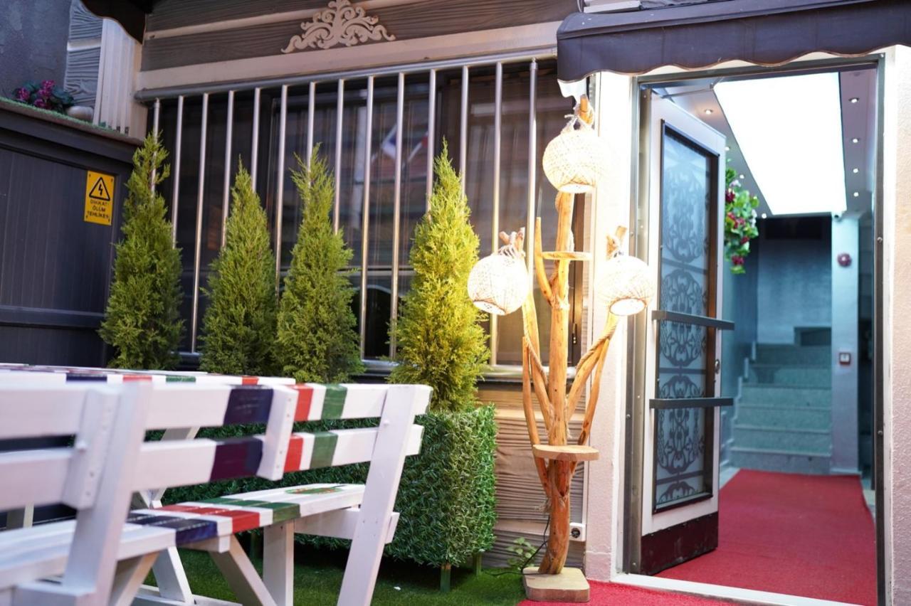 Middle Village Istanbul Exterior photo